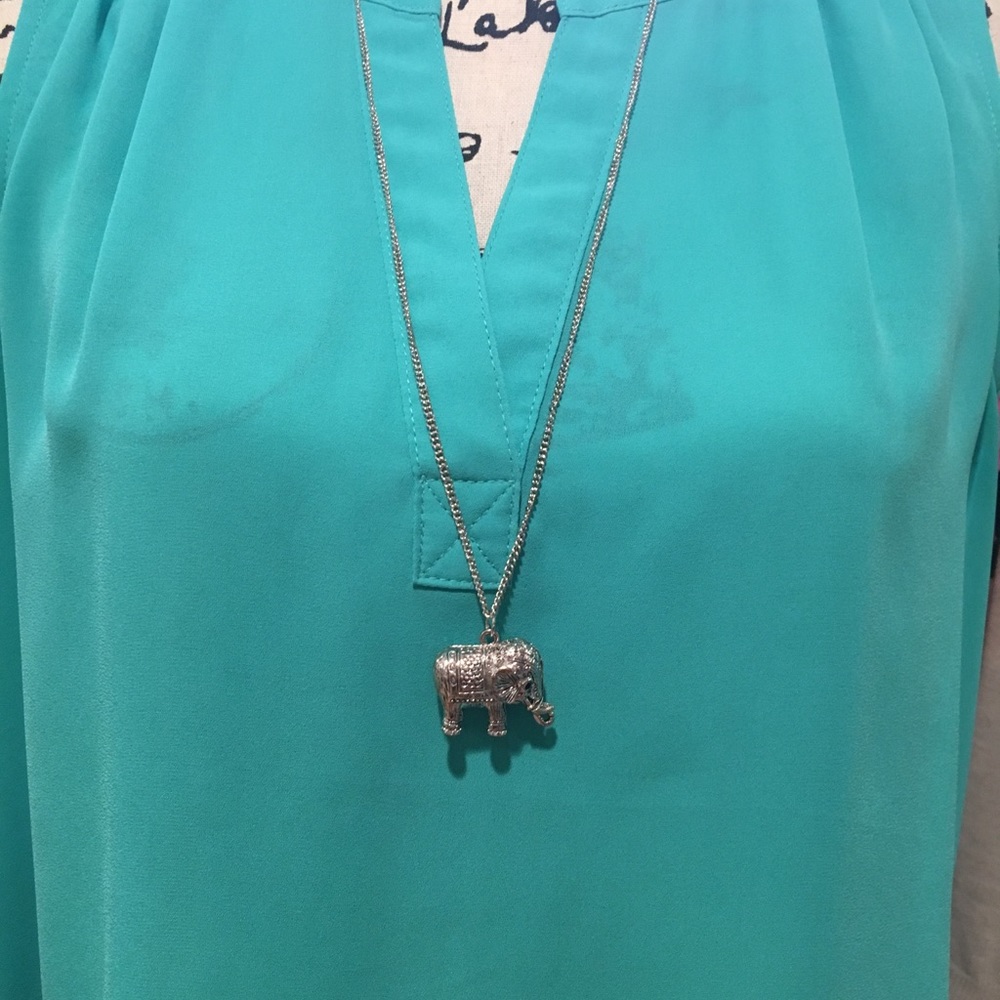 Mudd elephant necklace